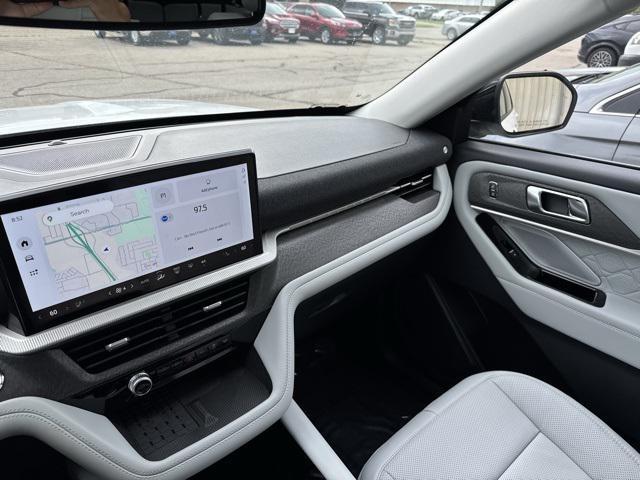 new 2025 Ford Explorer car, priced at $58,371