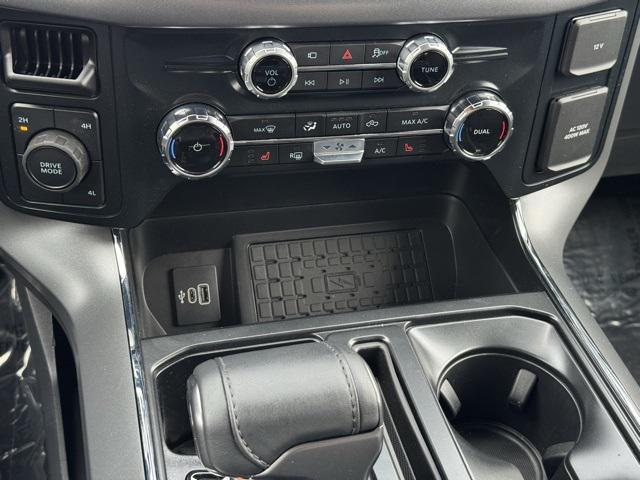 new 2025 Ford F-150 car, priced at $51,275