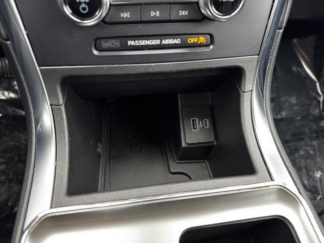 used 2024 Ford Edge car, priced at $35,998