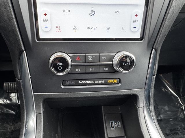 used 2024 Ford Edge car, priced at $35,998