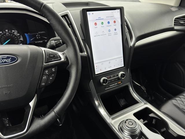 used 2024 Ford Edge car, priced at $35,998