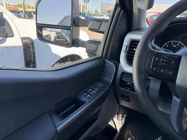 new 2025 Ford F-350 car, priced at $58,208