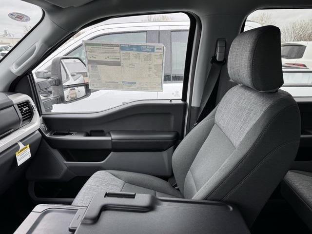 new 2025 Ford F-350 car, priced at $67,147