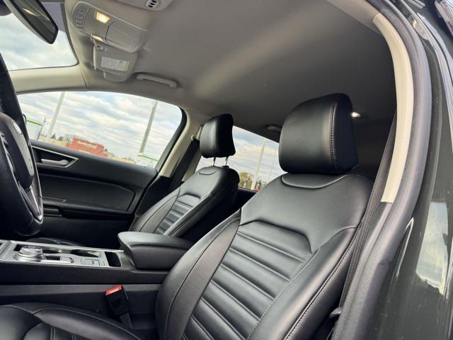 used 2022 Ford Edge car, priced at $23,597