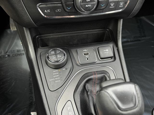 used 2021 Jeep Cherokee car, priced at $23,599