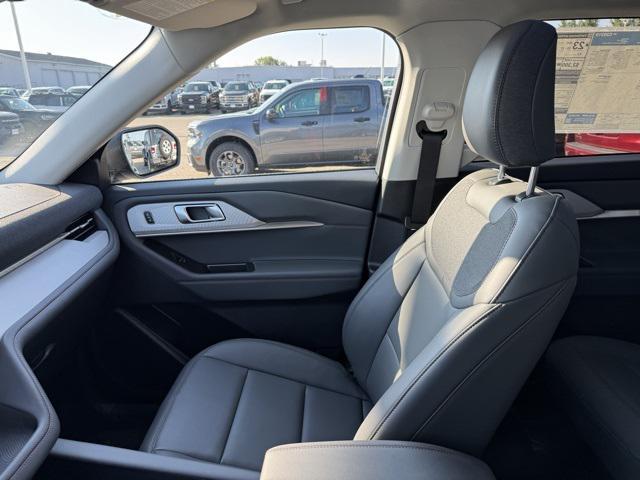 new 2025 Ford Explorer car, priced at $44,989