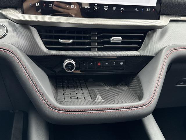 new 2025 Ford Explorer car, priced at $45,689
