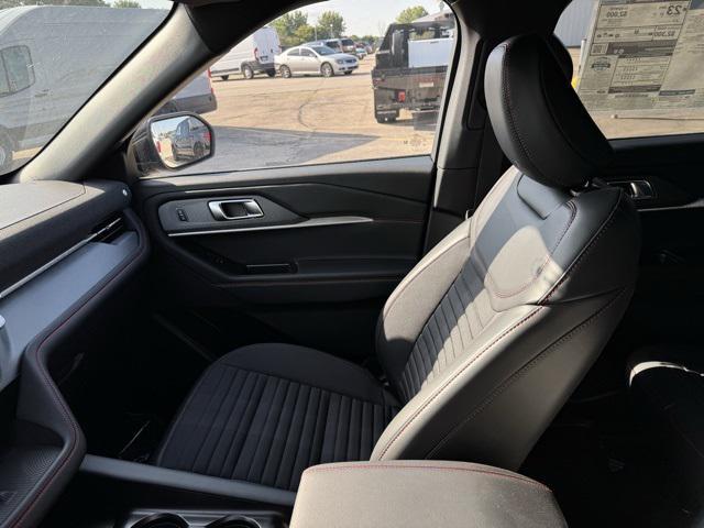 new 2025 Ford Explorer car, priced at $48,642