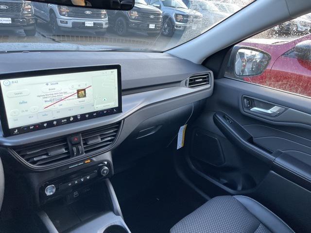 new 2025 Ford Escape PHEV car, priced at $34,058