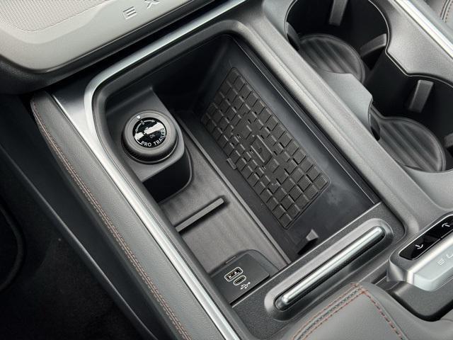 new 2025 Ford Expedition car, priced at $71,005
