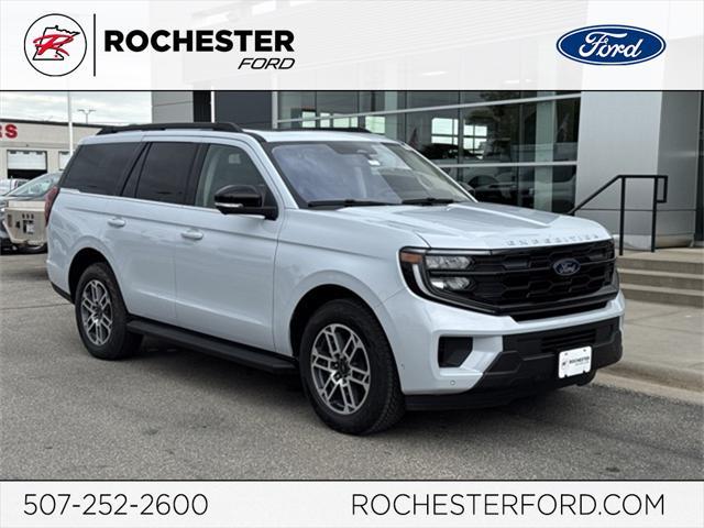 new 2025 Ford Expedition car, priced at $71,005