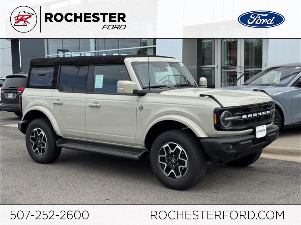 new 2025 Ford Bronco car, priced at $49,767