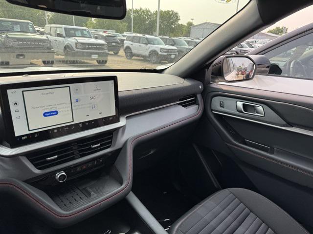 new 2025 Ford Explorer car, priced at $48,923