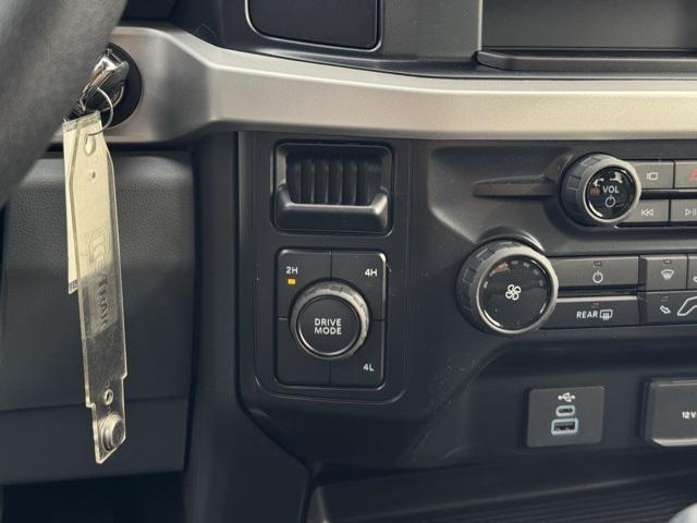 new 2025 Ford F-350 car, priced at $65,209