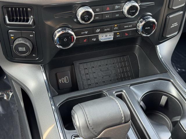 new 2025 Ford F-150 car, priced at $52,170