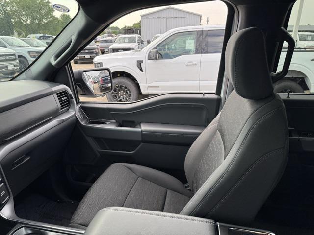new 2025 Ford F-150 car, priced at $50,872