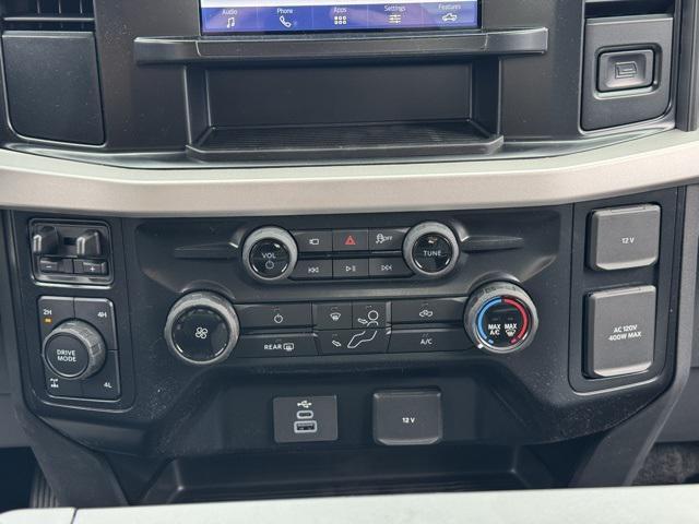 new 2025 Ford F-350 car, priced at $59,079