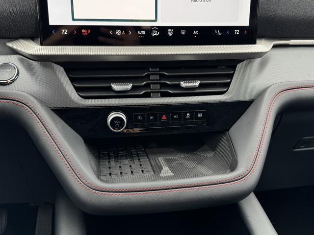 new 2025 Ford Explorer car, priced at $48,923