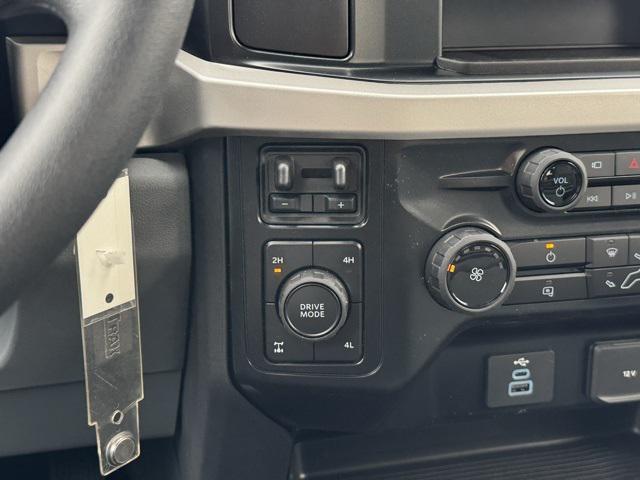 new 2025 Ford F-350 car, priced at $56,906