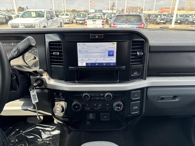 new 2025 Ford F-350 car, priced at $67,147