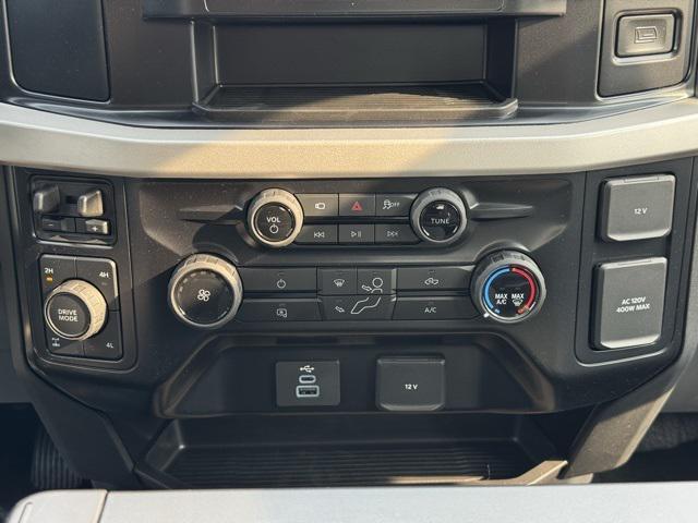 new 2025 Ford F-350 car, priced at $55,406