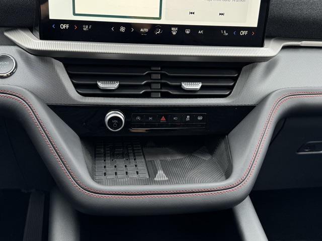 new 2025 Ford Explorer car, priced at $48,295