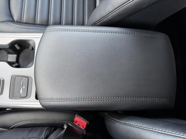 used 2022 Ford Edge car, priced at $25,390