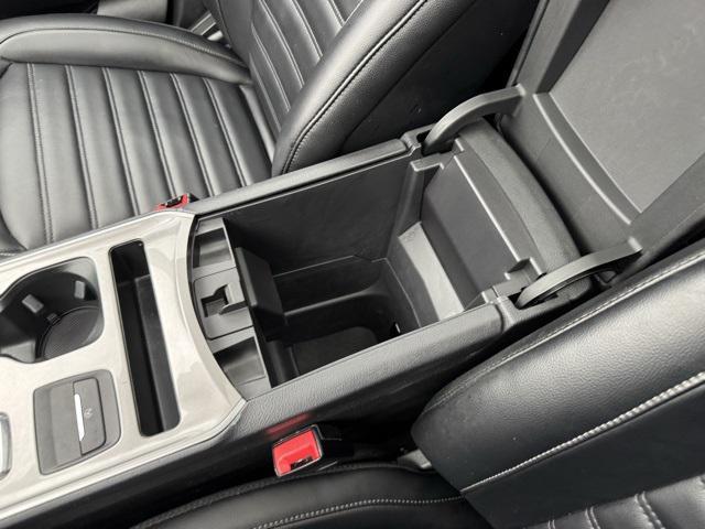 used 2024 Ford Edge car, priced at $30,299