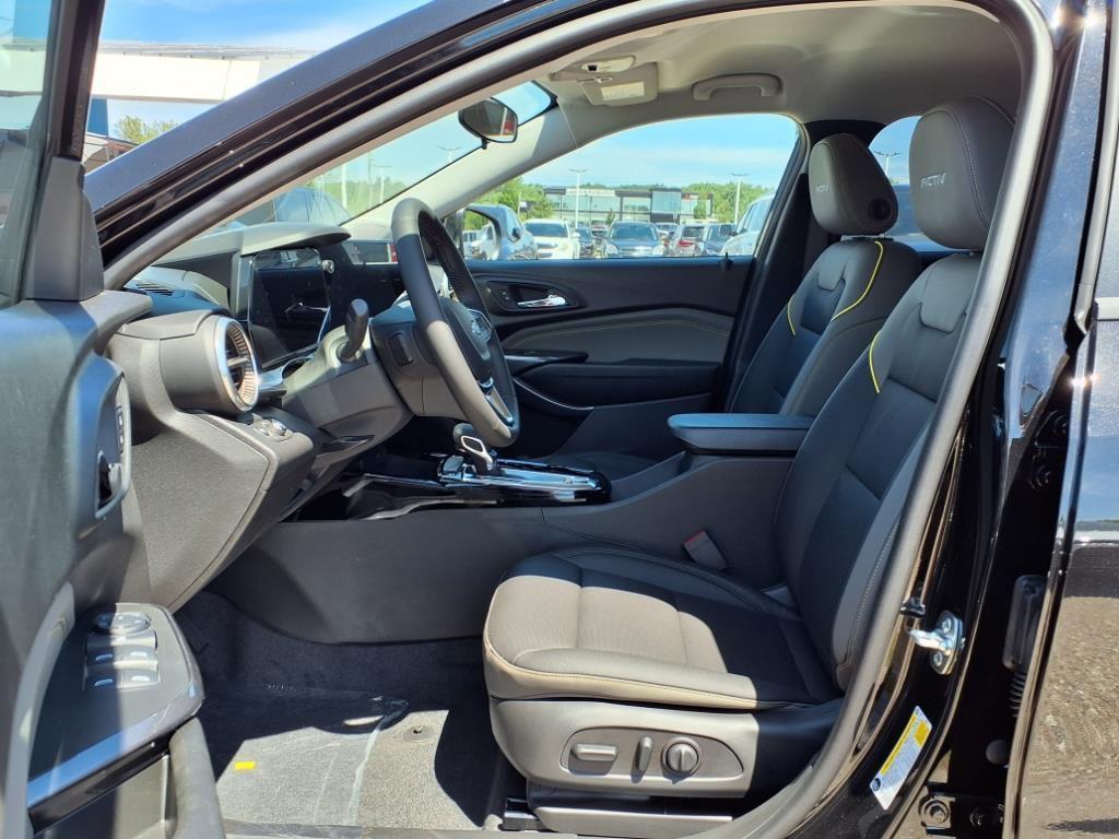 new 2025 Chevrolet Trax car, priced at $25,294