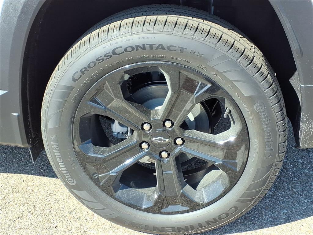 new 2026 Chevrolet Equinox car, priced at $29,524