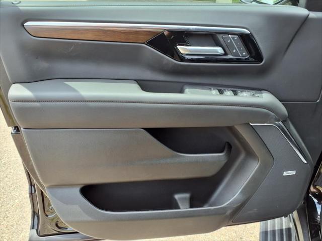 new 2025 Chevrolet Tahoe car, priced at $80,911