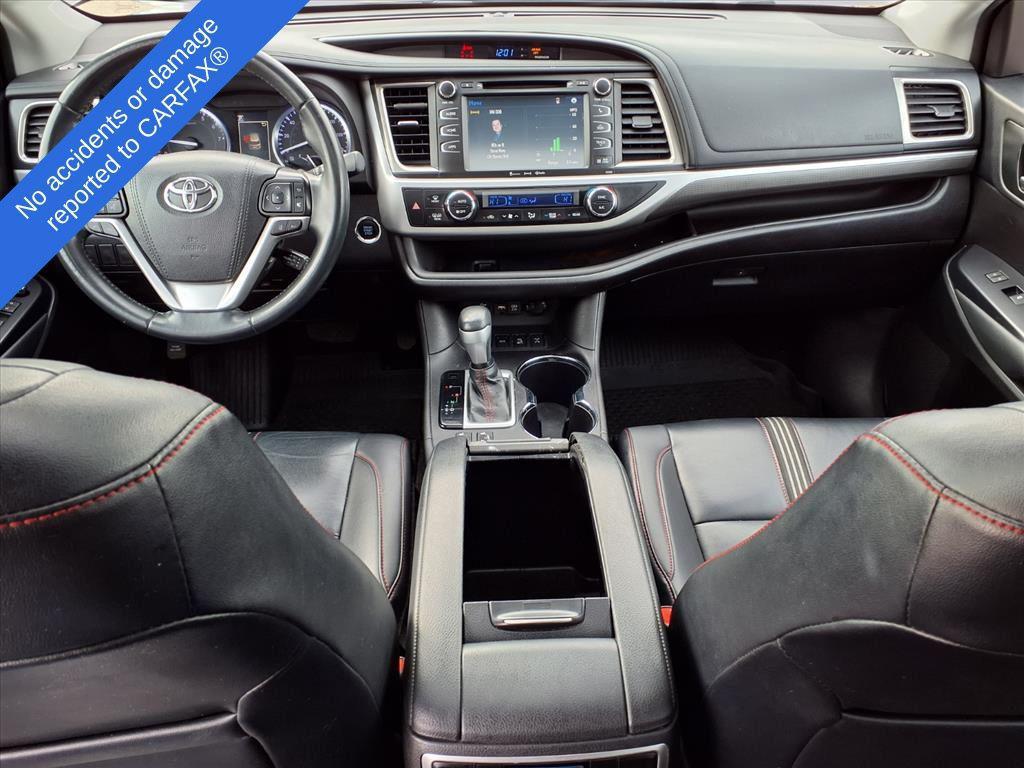 used 2019 Toyota Highlander car, priced at $26,995
