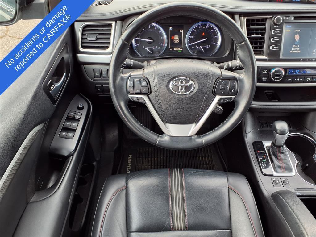 used 2019 Toyota Highlander car, priced at $26,995