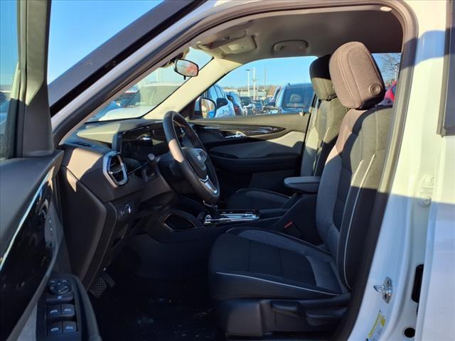 new 2025 Chevrolet TrailBlazer car, priced at $25,512