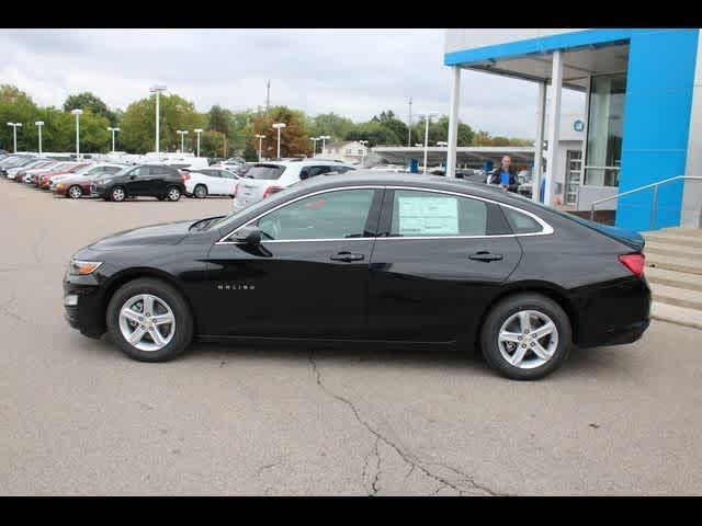 new 2024 Chevrolet Malibu car, priced at $25,034