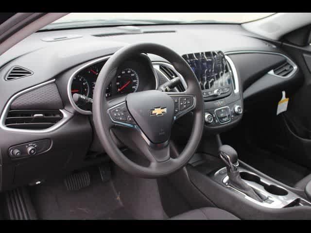 new 2024 Chevrolet Malibu car, priced at $25,034