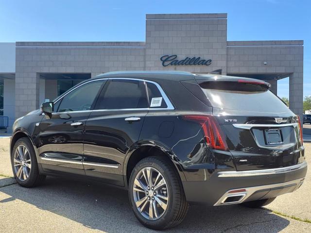 new 2024 Cadillac XT5 car, priced at $48,523