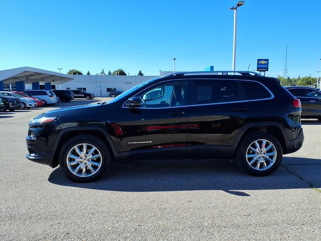 used 2017 Jeep Cherokee car, priced at $11,995