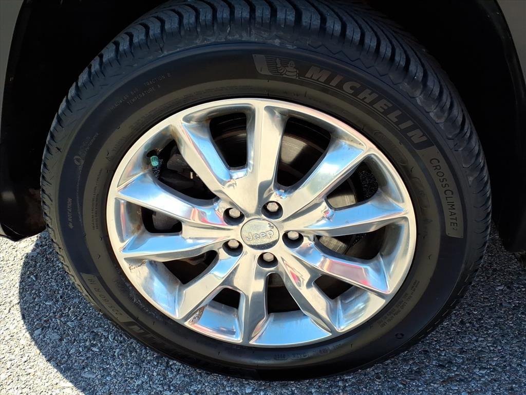 used 2017 Jeep Cherokee car, priced at $11,995