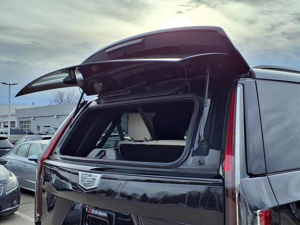 used 2024 Cadillac Escalade car, priced at $74,995