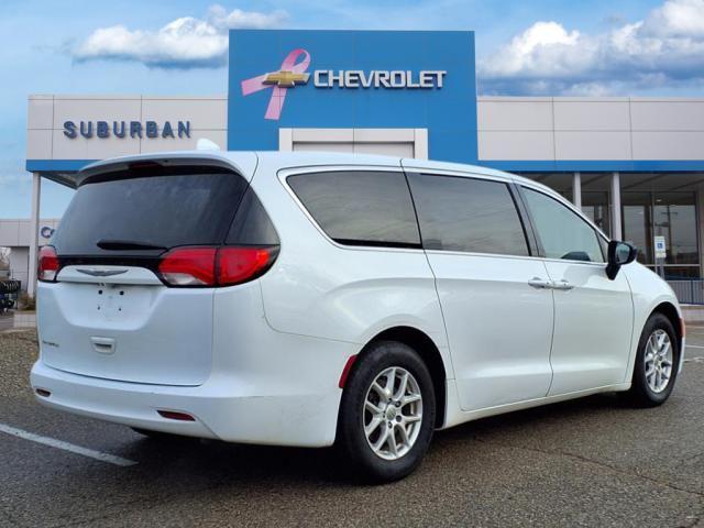 used 2017 Chrysler Pacifica car, priced at $7,990