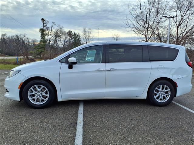 used 2017 Chrysler Pacifica car, priced at $7,990