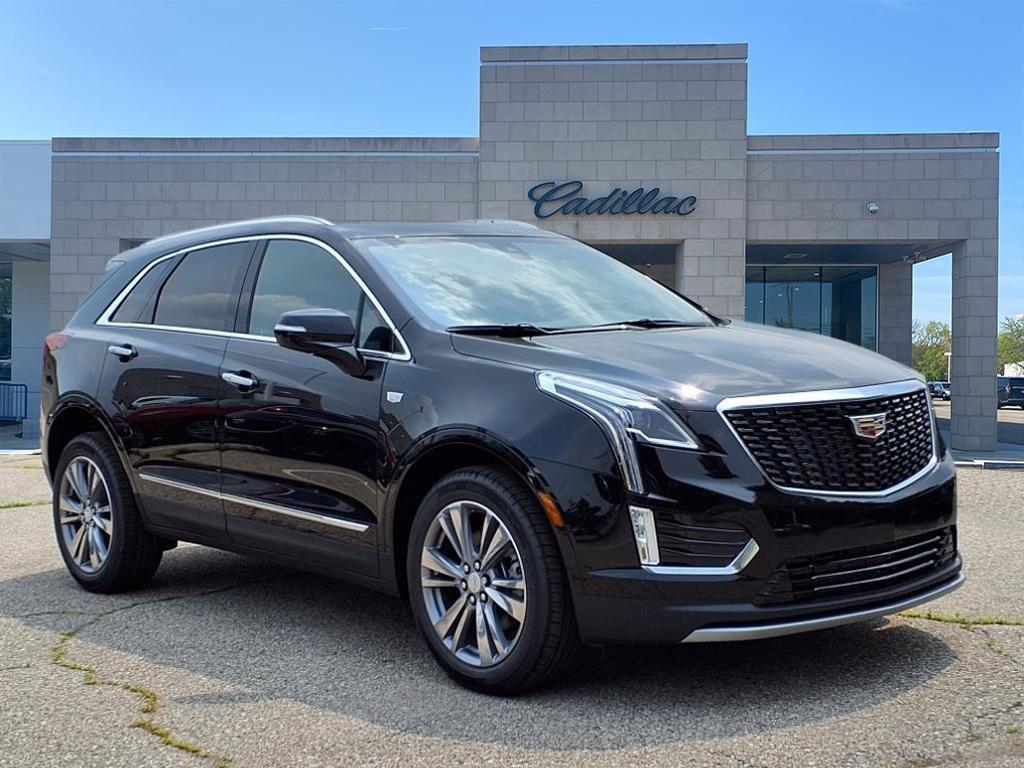 new 2025 Cadillac XT5 car, priced at $50,034