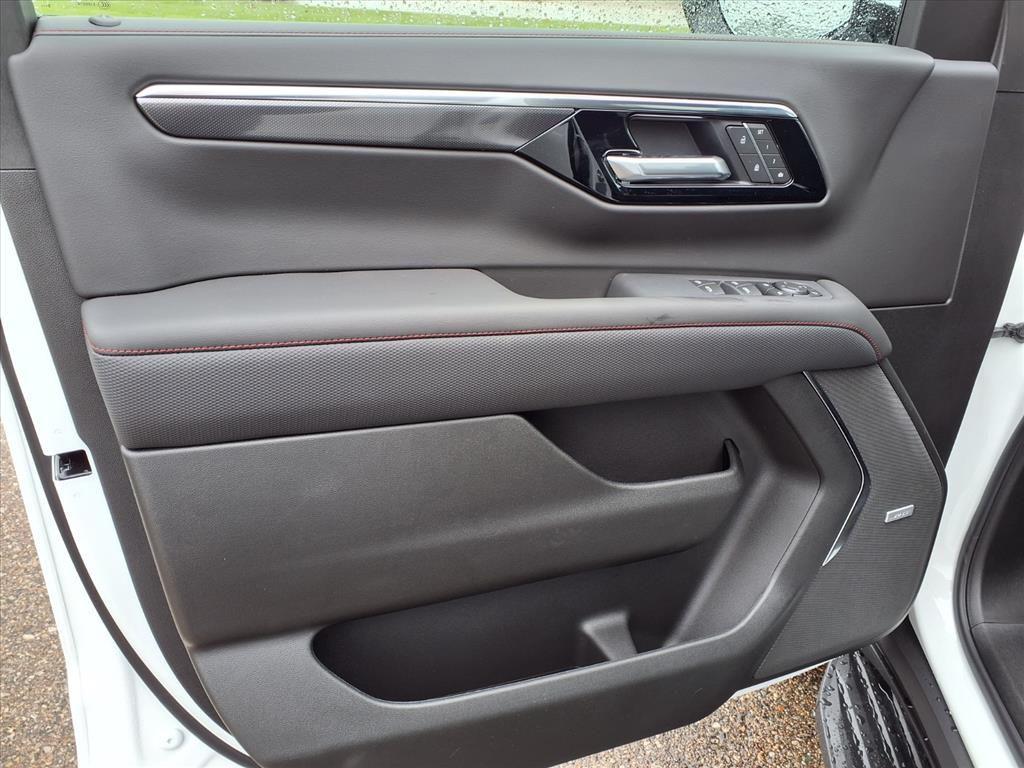 new 2026 Chevrolet Suburban car, priced at $73,279