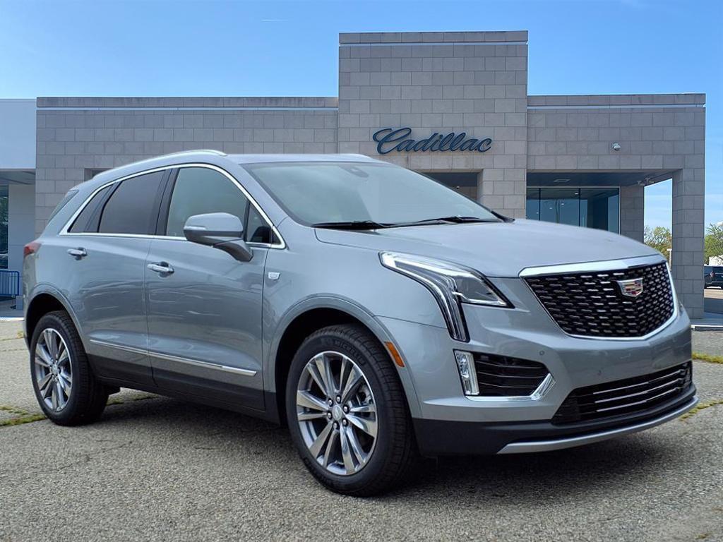 new 2025 Cadillac XT5 car, priced at $48,629