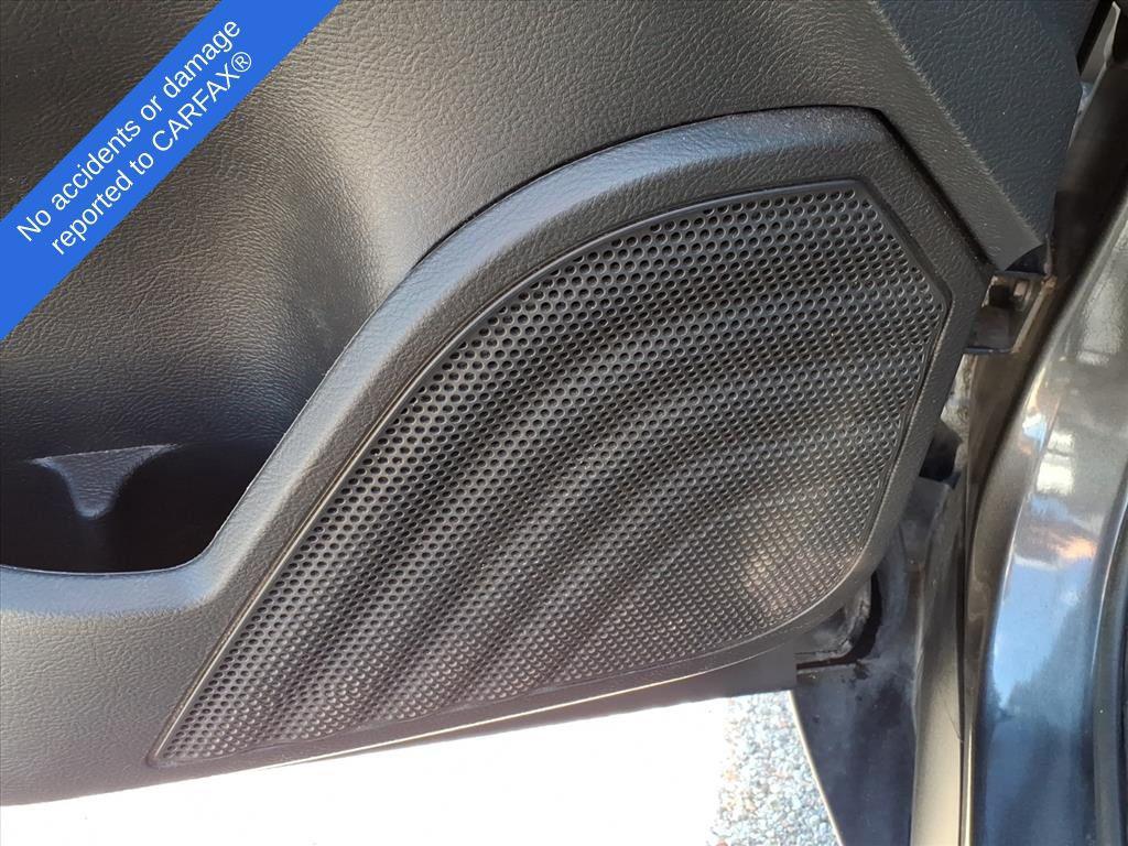 used 2016 Ford Taurus car, priced at $9,995