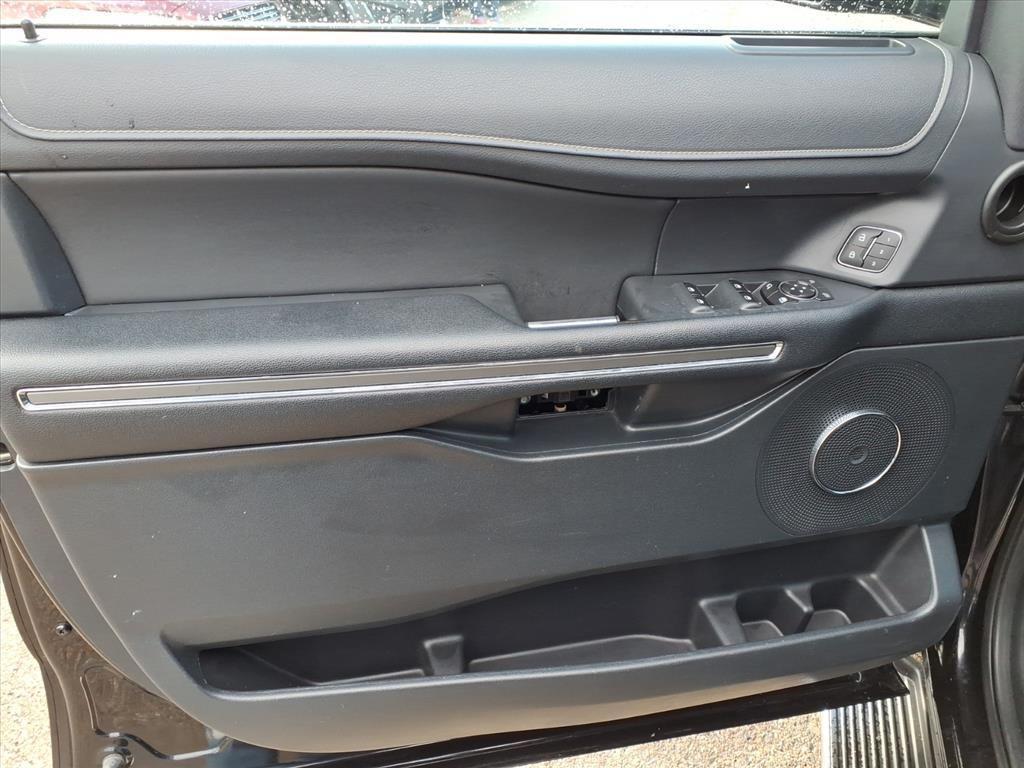 used 2022 Ford Expedition Max car, priced at $38,995