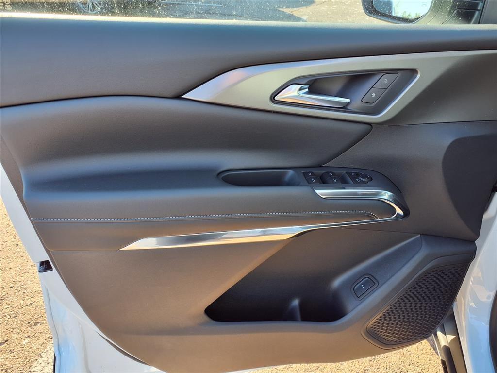 new 2026 Chevrolet Traverse car, priced at $44,835