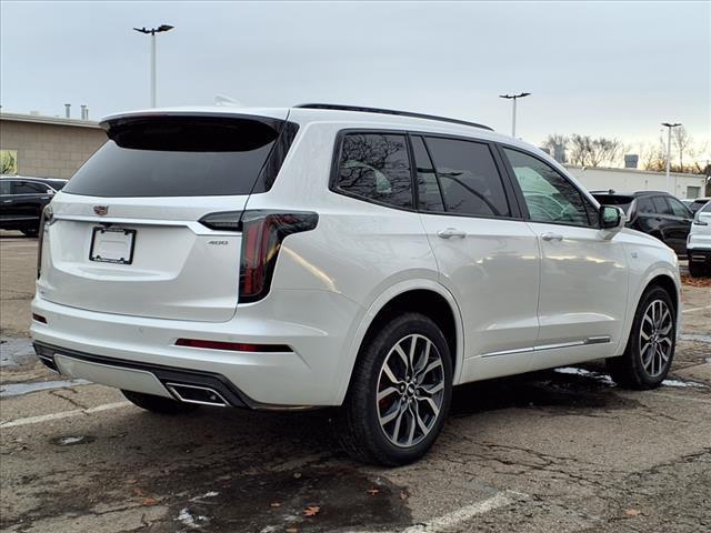 new 2025 Cadillac XT6 car, priced at $56,612