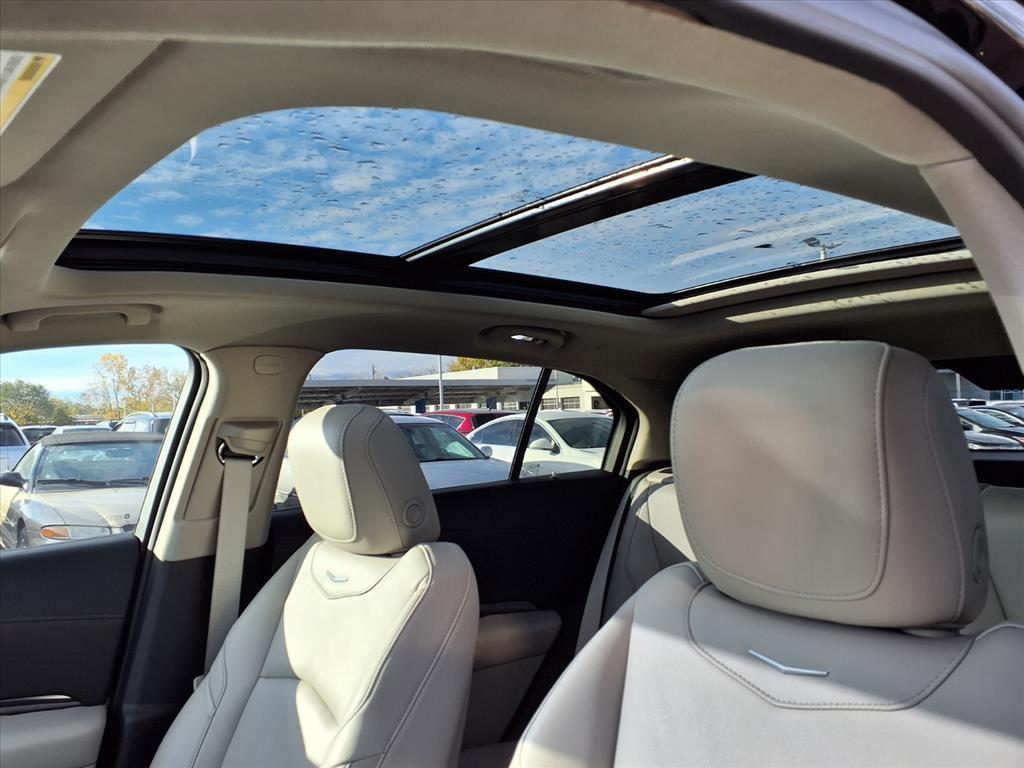 used 2023 Cadillac XT4 car, priced at $27,995